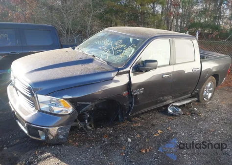 2017 Ram 1500 Big Horn 4X4 5'7 Box z USA, uszkodzony, nr VIN 1C6RR7LT0HS834837